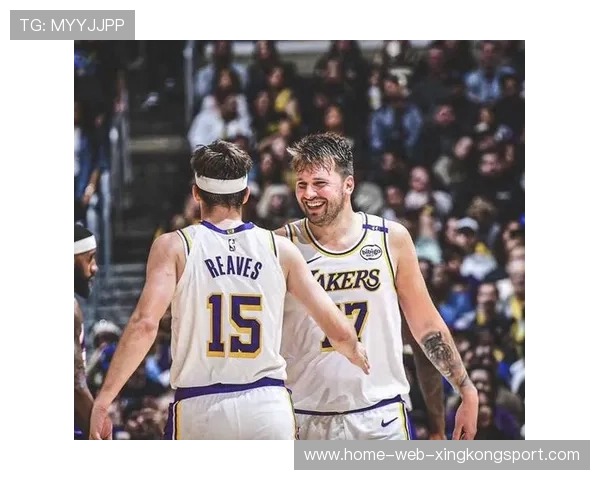 湖人130-120热火升至西部第3，不是东契奇和里夫斯，最大功臣是他，湖人一热火g6