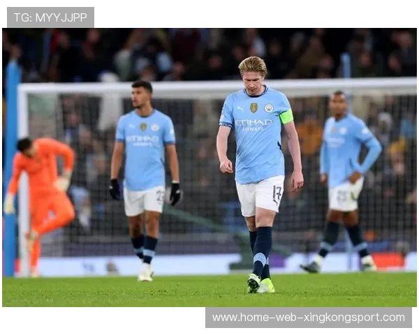 曼城弱侧推进顺畅，沃克的速度完全释放